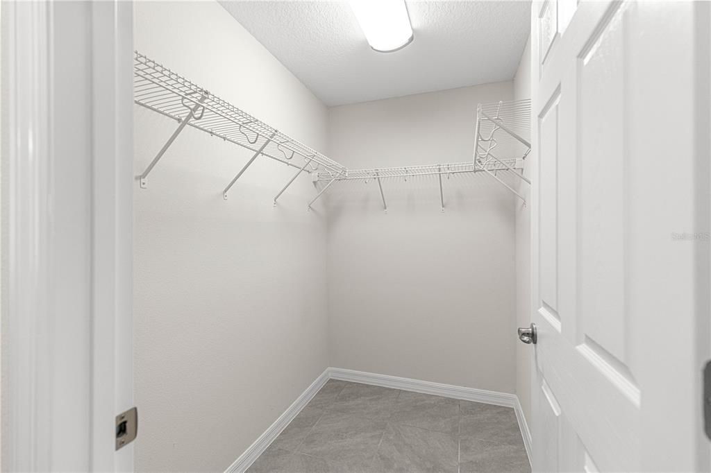 For Sale: $339,000 (4 beds, 3 baths, 1756 Square Feet)
