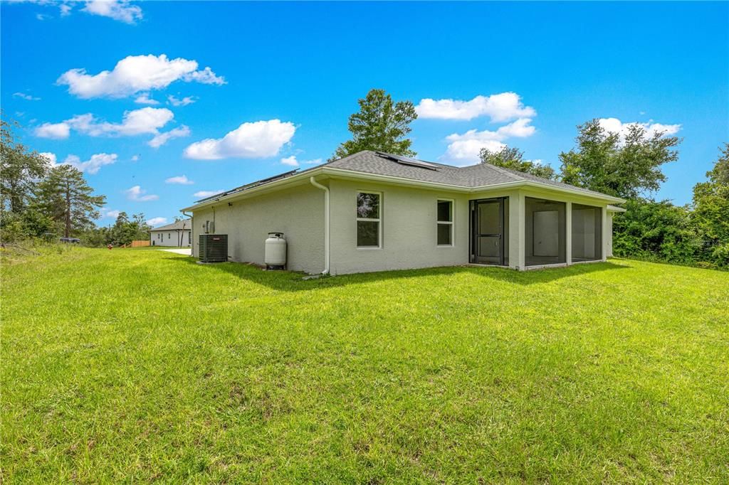For Sale: $339,000 (4 beds, 3 baths, 1756 Square Feet)