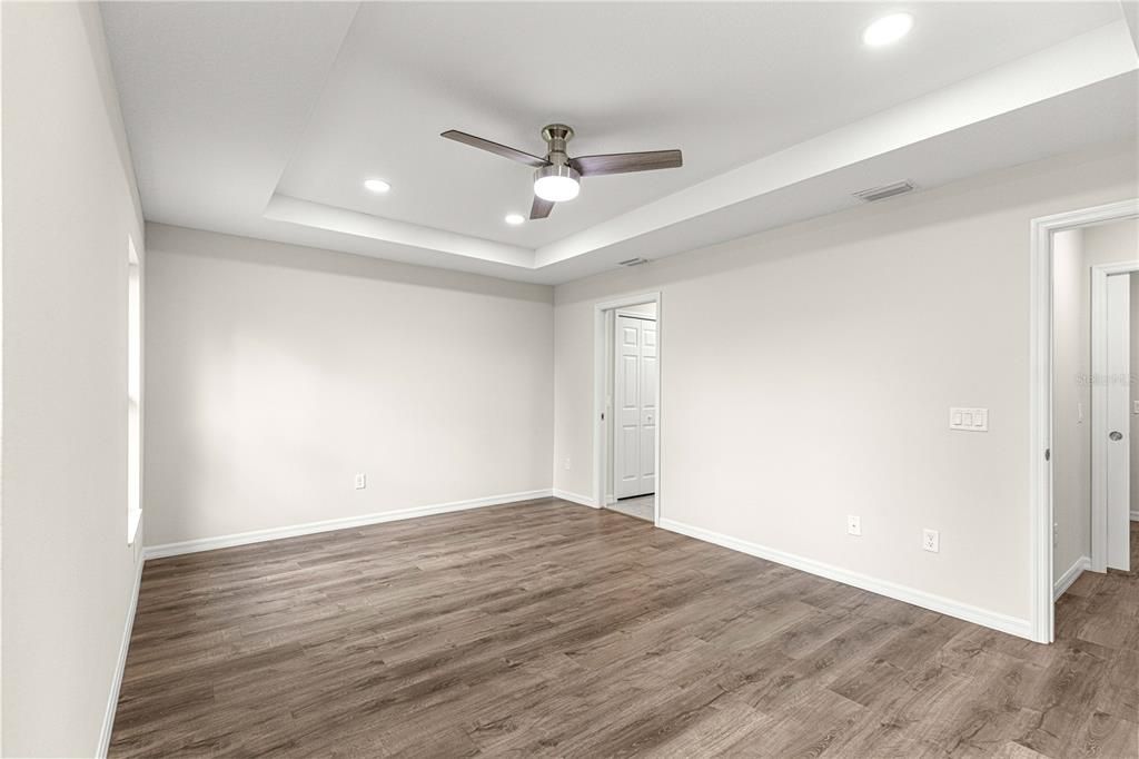 For Sale: $339,000 (4 beds, 3 baths, 1756 Square Feet)