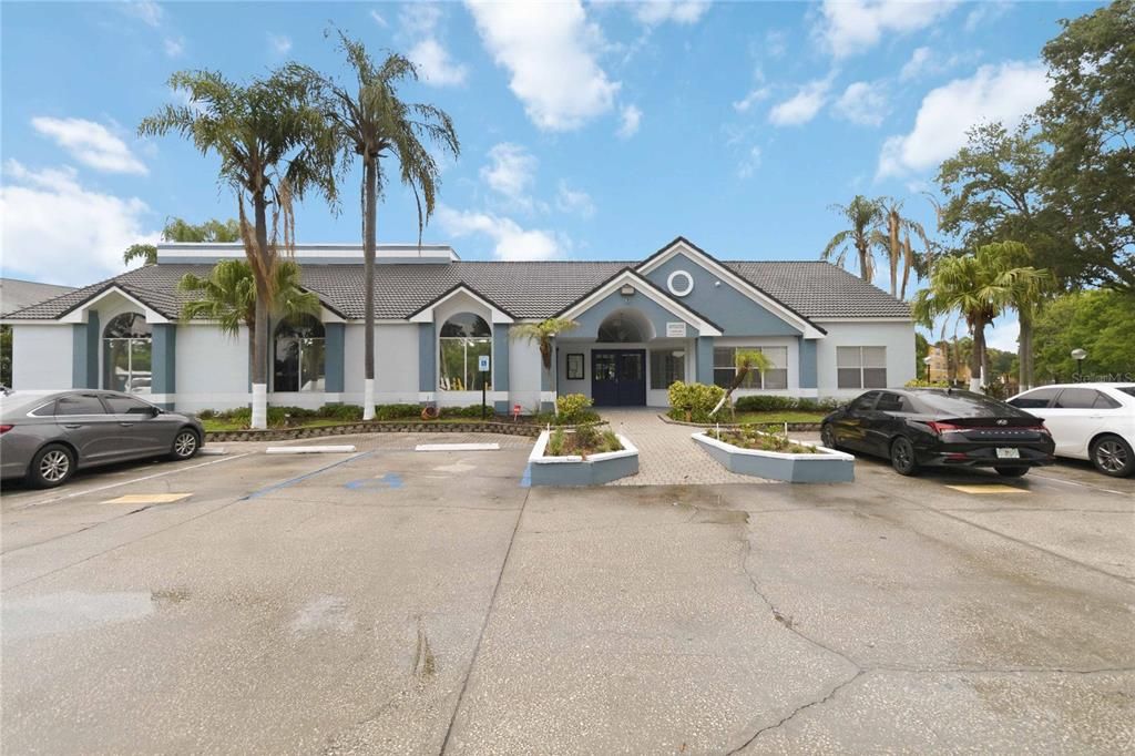 For Sale: $155,000 (2 beds, 2 baths, 1054 Square Feet)