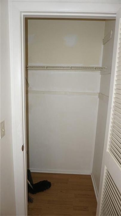 For Sale: $109,900 (2 beds, 2 baths, 1029 Square Feet)