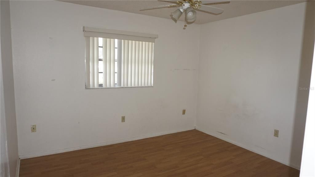For Sale: $109,900 (2 beds, 2 baths, 1029 Square Feet)