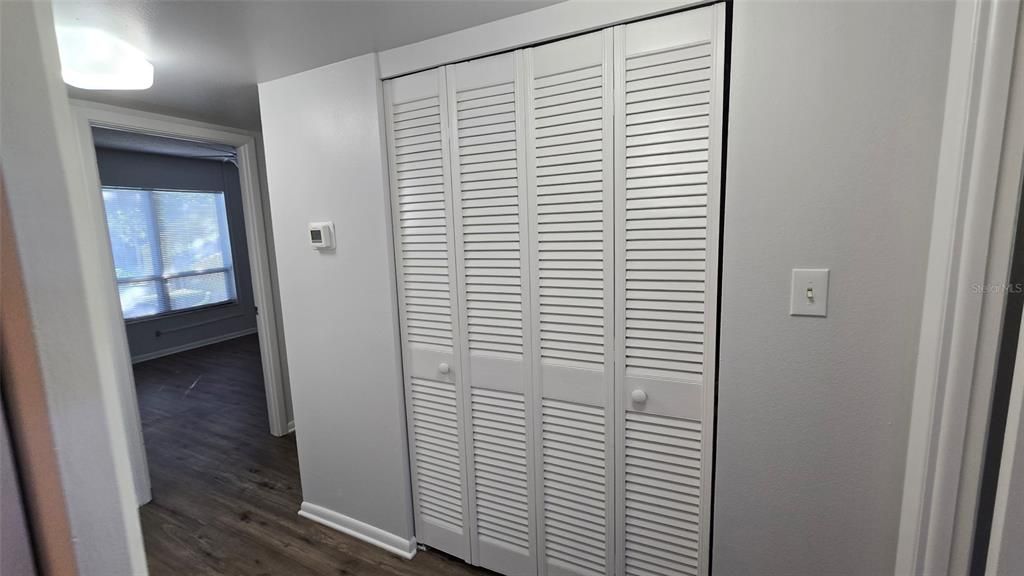For Sale: $265,000 (2 beds, 2 baths, 1130 Square Feet)