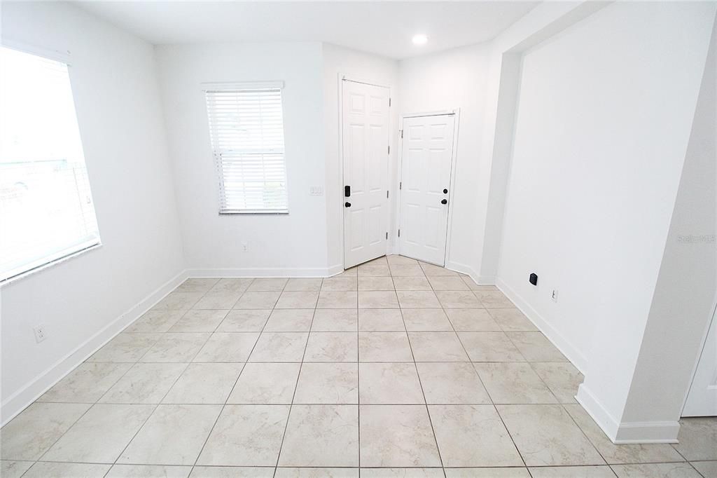 For Rent: $2,795 (3 beds, 2 baths, 1580 Square Feet)