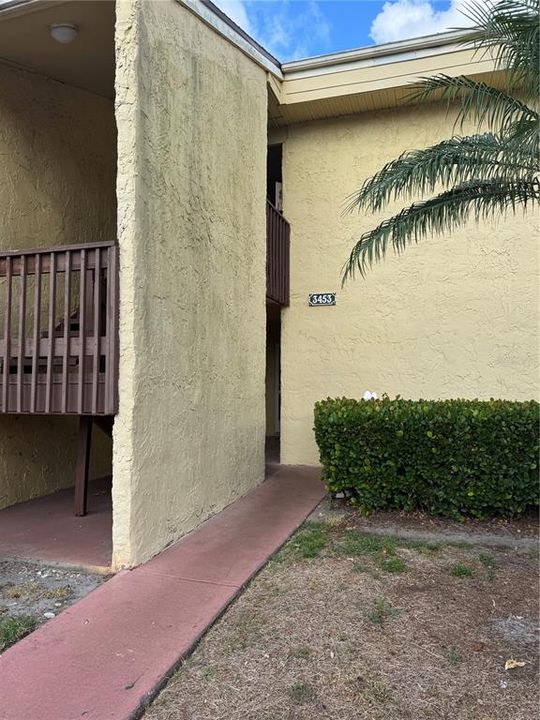 For Sale: $154,000 (1 beds, 1 baths, 768 Square Feet)