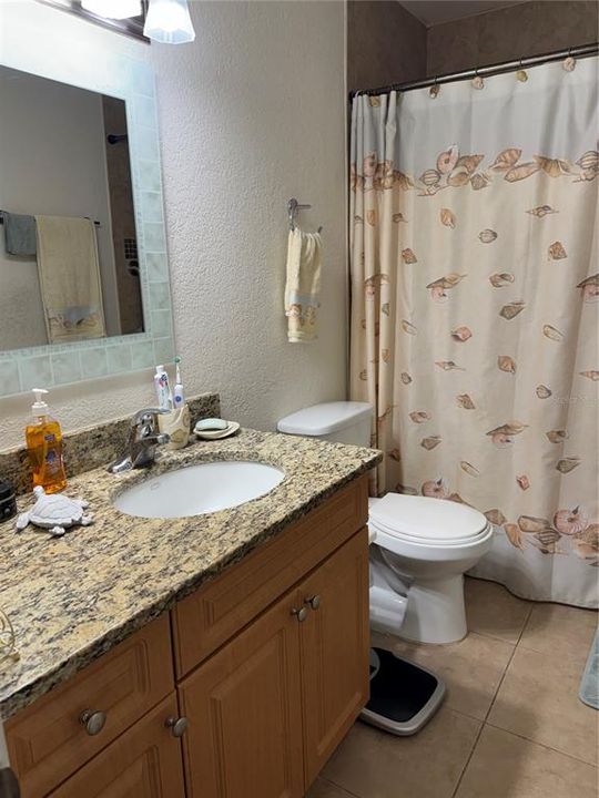 For Sale: $154,000 (1 beds, 1 baths, 768 Square Feet)