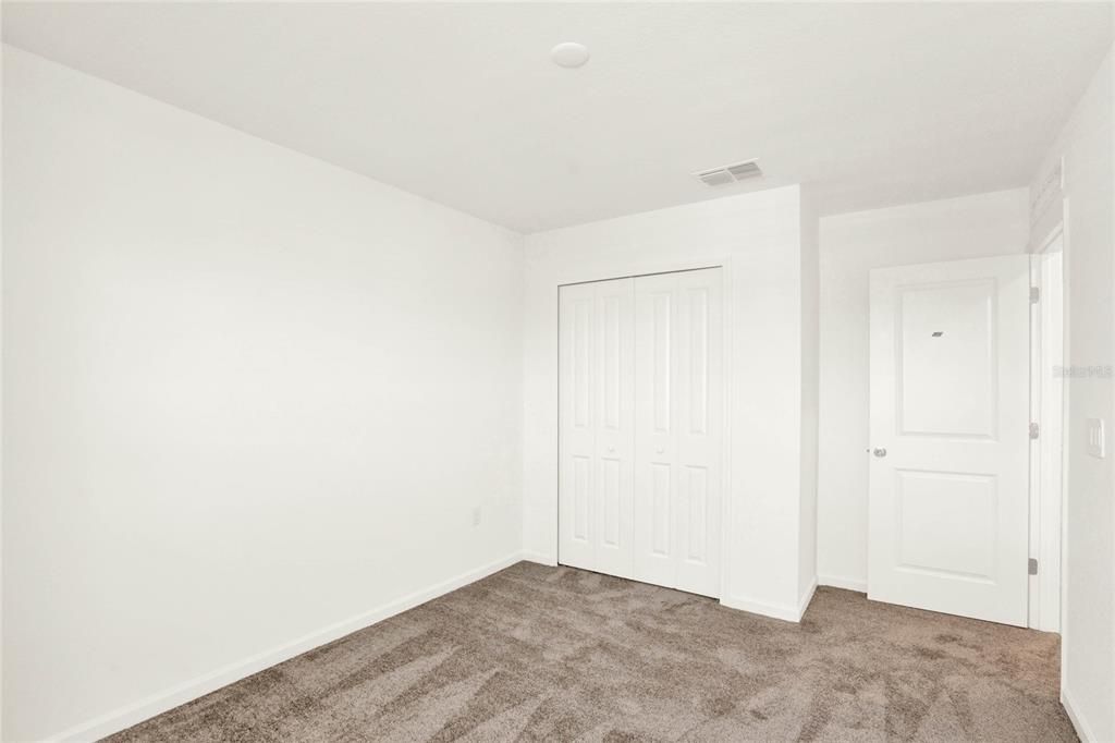 For Rent: $2,098 (4 beds, 2 baths, 1933 Square Feet)