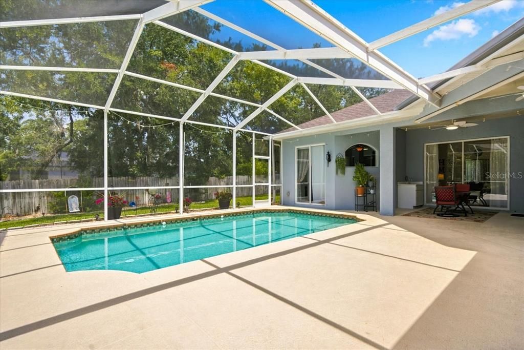 Active With Contract: $599,900 (4 beds, 3 baths, 2623 Square Feet)