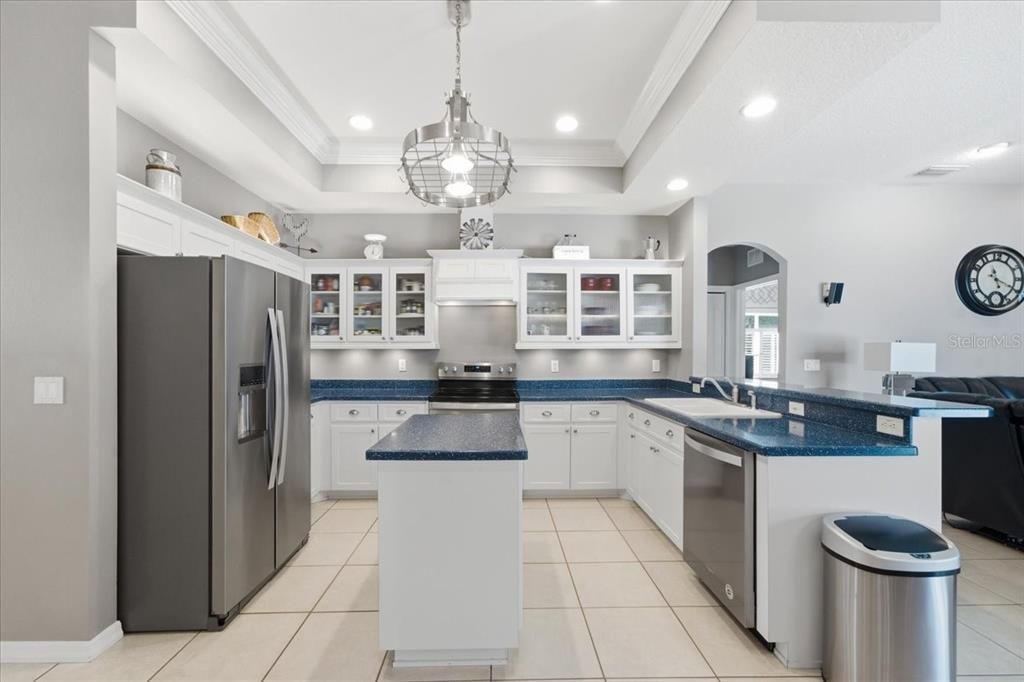 Active With Contract: $599,900 (4 beds, 3 baths, 2623 Square Feet)