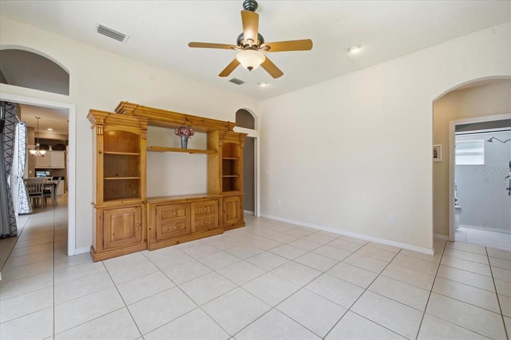 Active With Contract: $599,900 (4 beds, 3 baths, 2623 Square Feet)