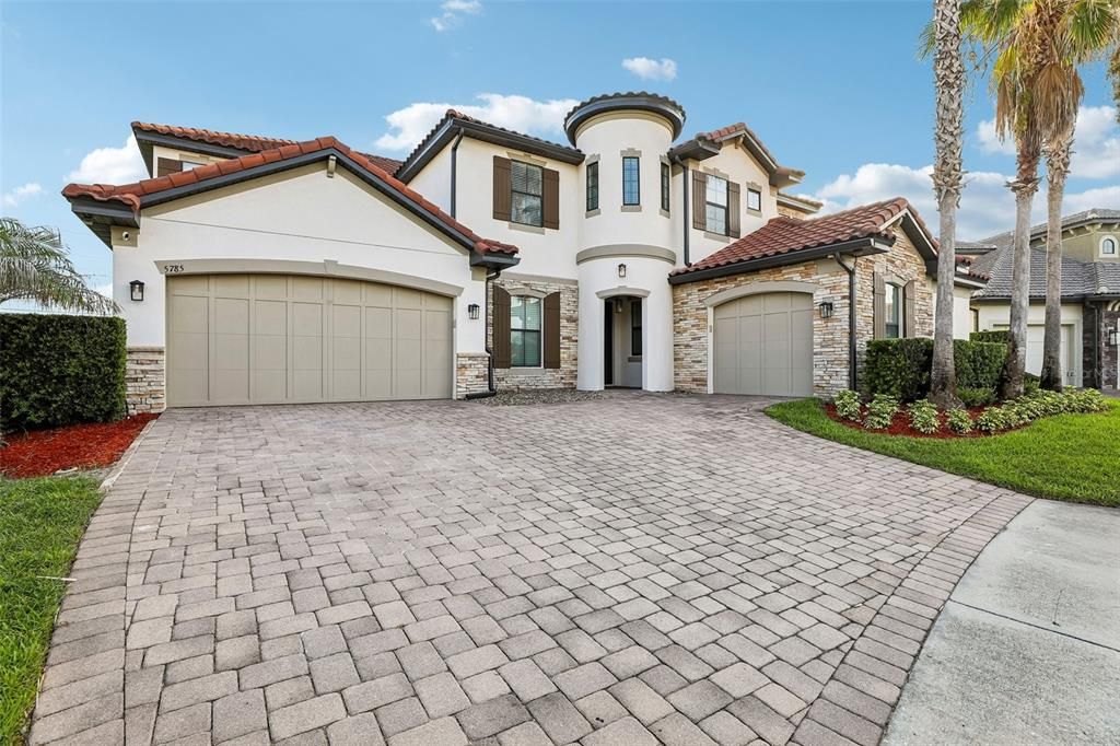 На продажу: $1,499,000 (6 спален, 4 ванн, 5051 Квадратных фут)