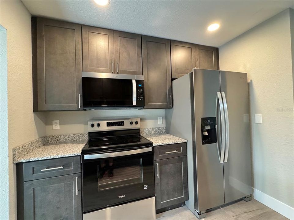 For Rent: $1,495 (2 beds, 1 baths, 1200 Square Feet)