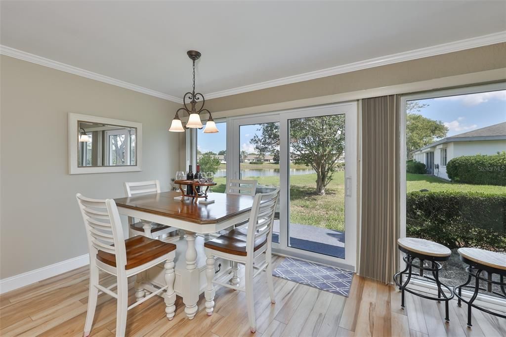 For Sale: $190,000 (2 beds, 2 baths, 1099 Square Feet)