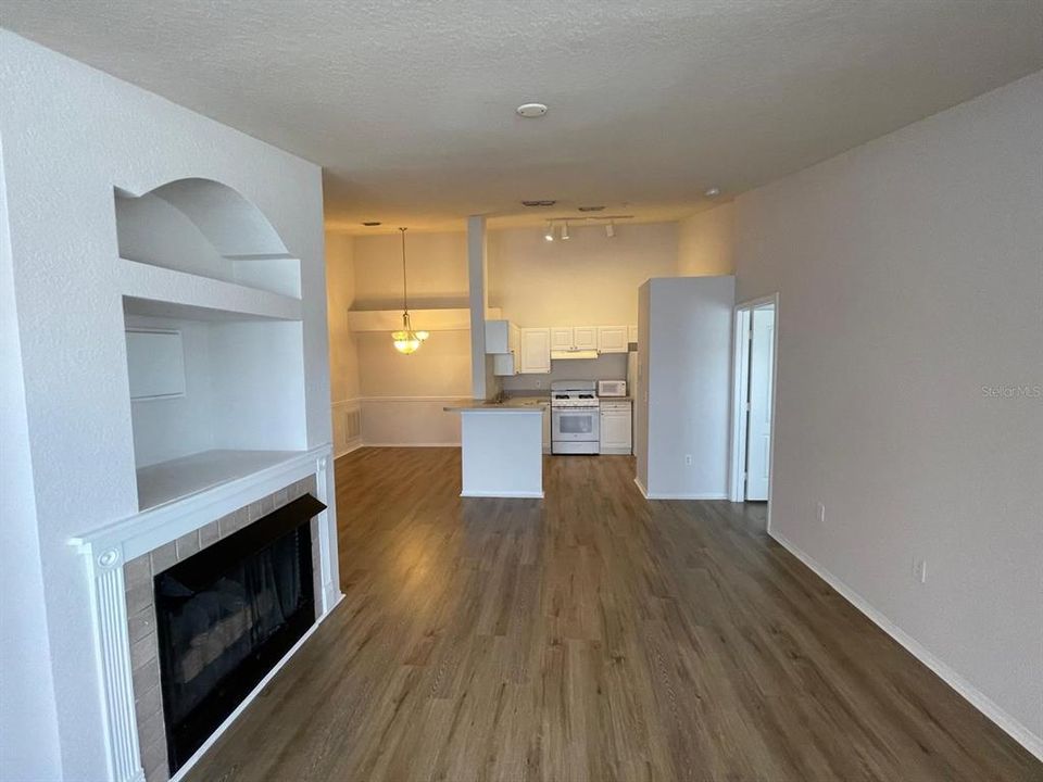 For Rent: $1,550 (2 beds, 2 baths, 1212 Square Feet)