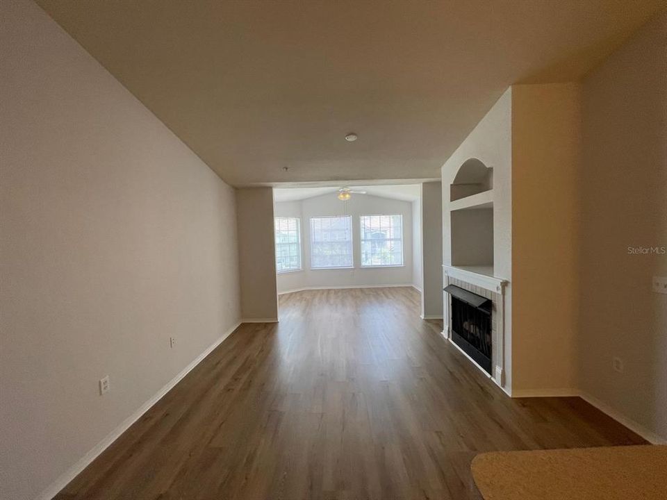 For Rent: $1,550 (2 beds, 2 baths, 1212 Square Feet)