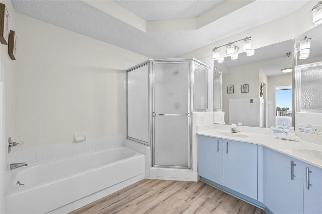 En Venta: $476,000 (2 camas, 2 baños, 1158 Pies cuadrados)