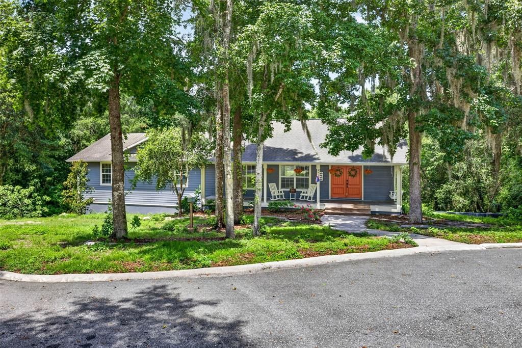 For Sale: $699,900 (5 beds, 4 baths, 3188 Square Feet)