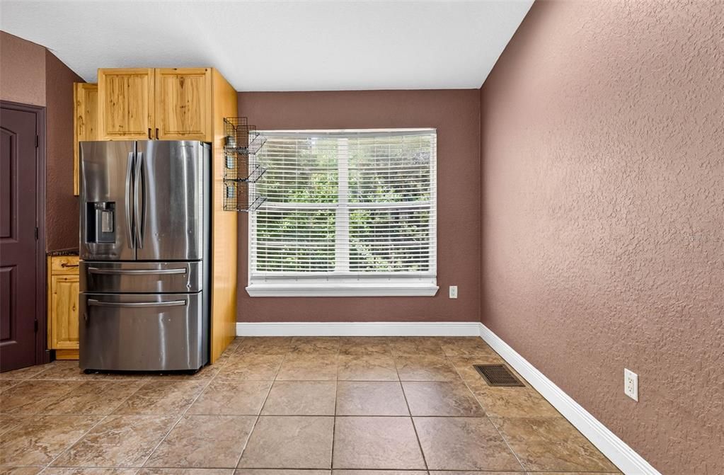 For Sale: $699,900 (5 beds, 4 baths, 3188 Square Feet)