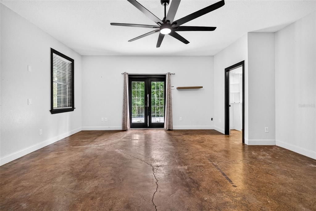For Sale: $699,900 (5 beds, 4 baths, 3188 Square Feet)
