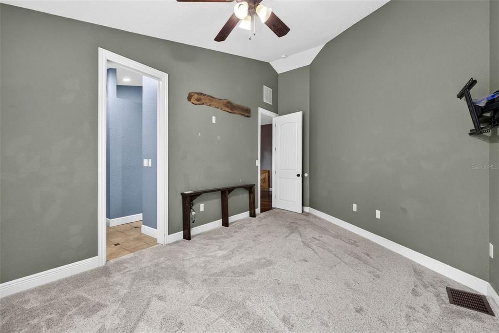 For Sale: $699,900 (5 beds, 4 baths, 3188 Square Feet)