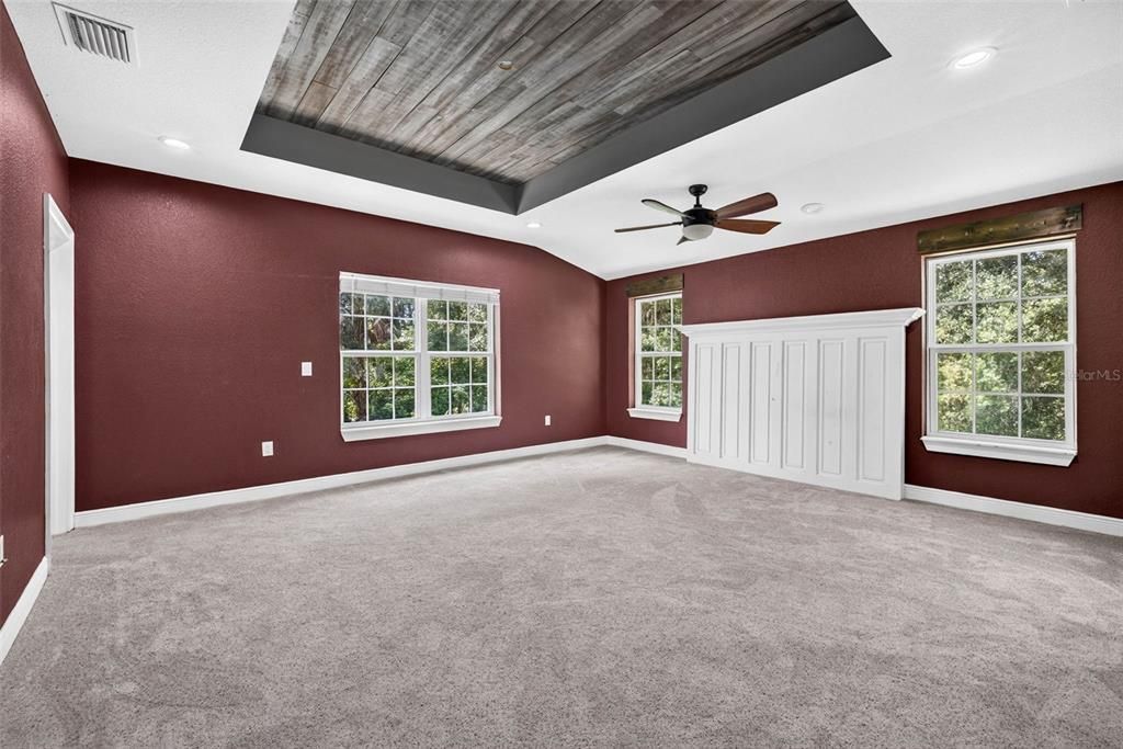 For Sale: $699,900 (5 beds, 4 baths, 3188 Square Feet)