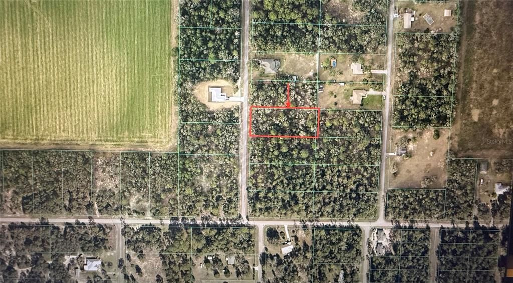 En Venta: $40,000 (0.99 acres)
