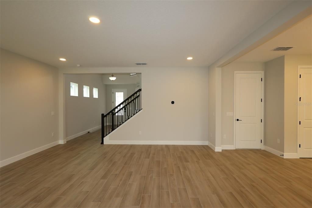 En Venta: $779,990 (4 camas, 3 baños, 2740 Pies cuadrados)