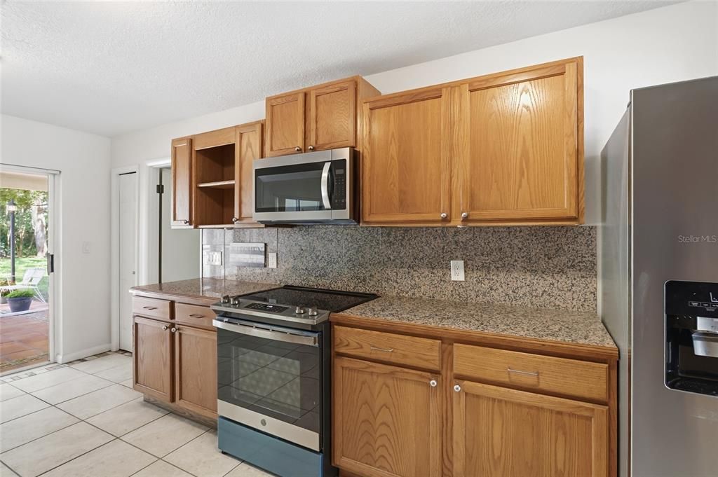 For Sale: $395,000 (3 beds, 2 baths, 1930 Square Feet)