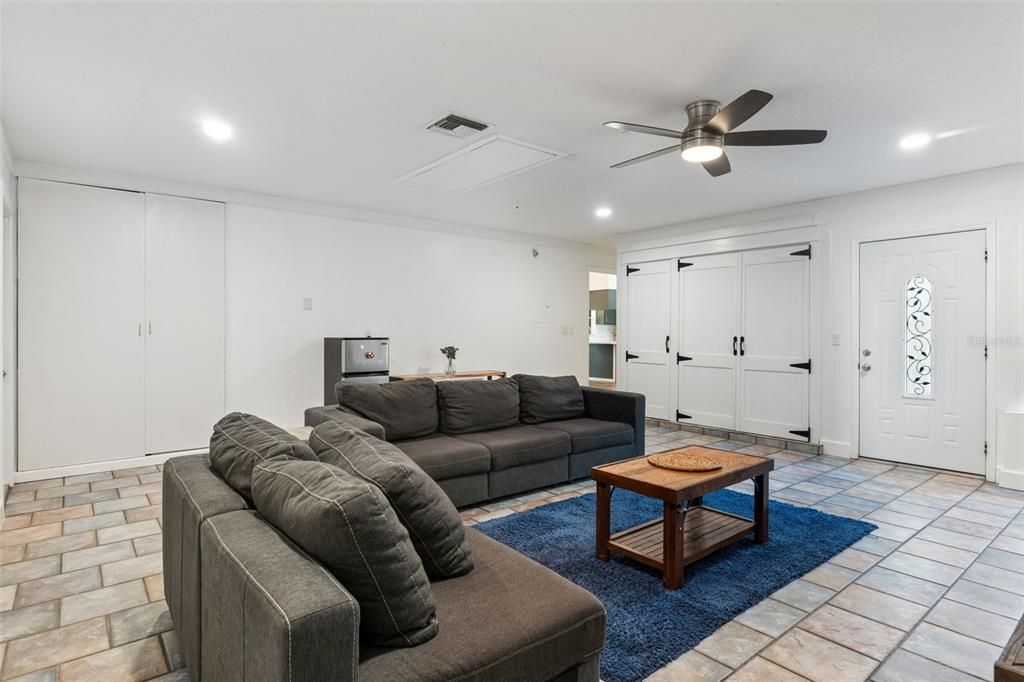 For Sale: $425,993 (4 beds, 2 baths, 2099 Square Feet)