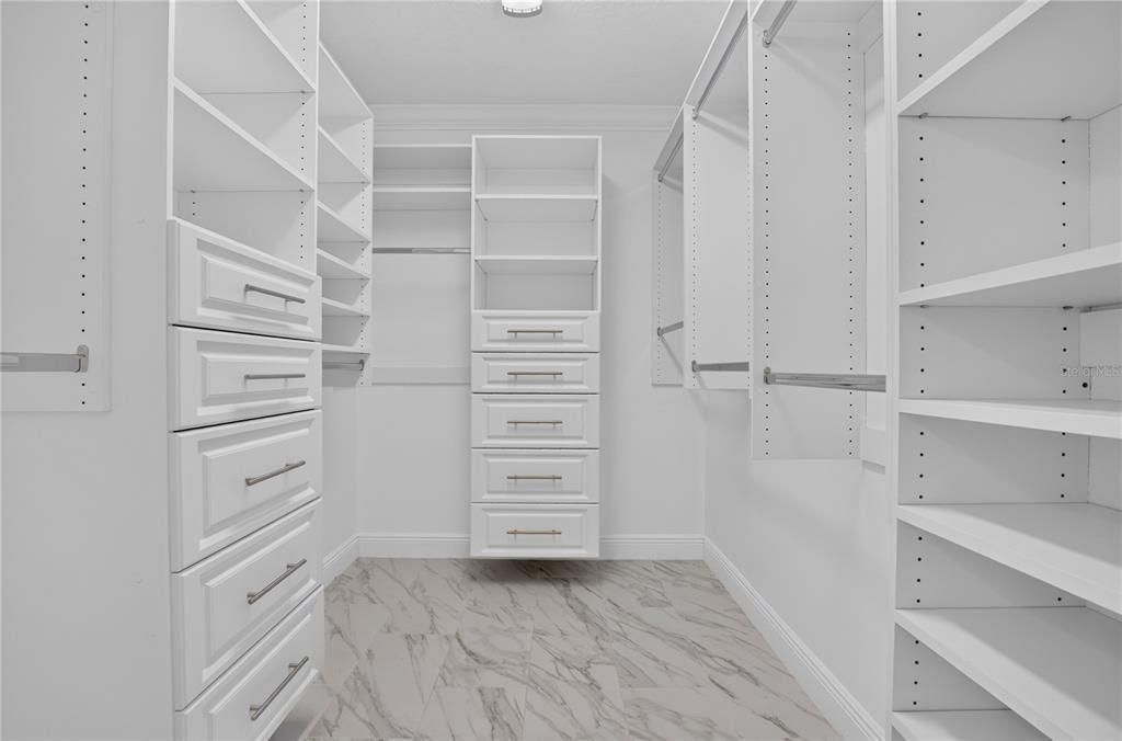На продажу: $925,000 (4 спален, 3 ванн, 2476 Квадратных фут)