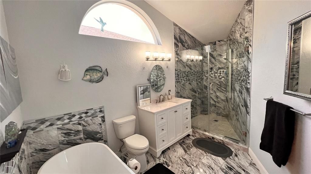 For Rent: $2,500 (2 beds, 2 baths, 1394 Square Feet)