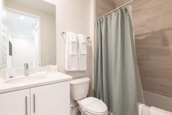 En Venta: $419,000 (3 camas, 2 baños, 1659 Pies cuadrados)