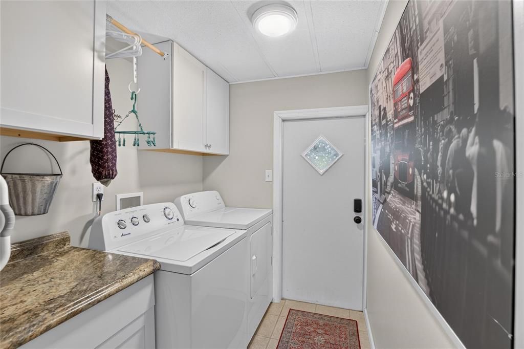 En Venta: $209,900 (3 camas, 2 baños, 1704 Pies cuadrados)
