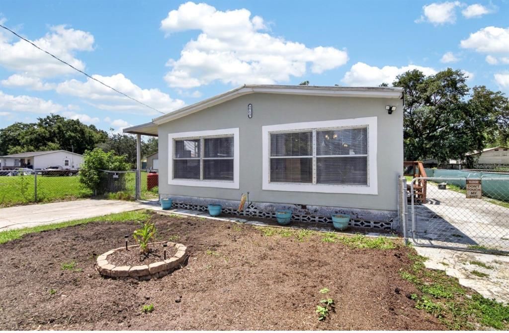 En Venta: $209,900 (3 camas, 2 baños, 1704 Pies cuadrados)
