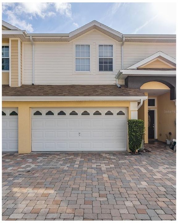 For Sale: $375,000 (3 beds, 2 baths, 1900 Square Feet)