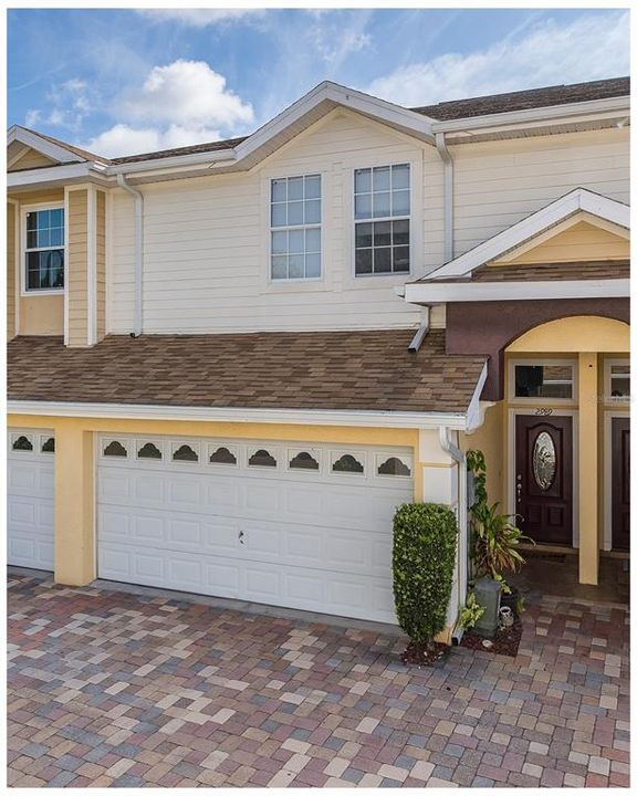 For Sale: $375,000 (3 beds, 2 baths, 1900 Square Feet)