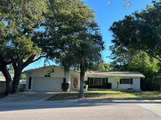 For Sale: $309,900 (3 beds, 2 baths, 1496 Square Feet)