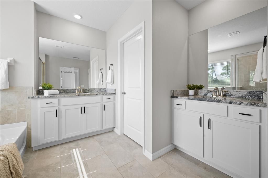 For Sale: $625,000 (4 beds, 3 baths, 3378 Square Feet)