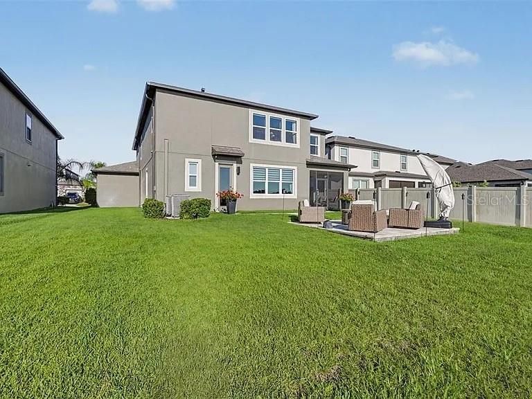 На продажу: $675,000 (5 спален, 3 ванн, 3566 Квадратных фут)