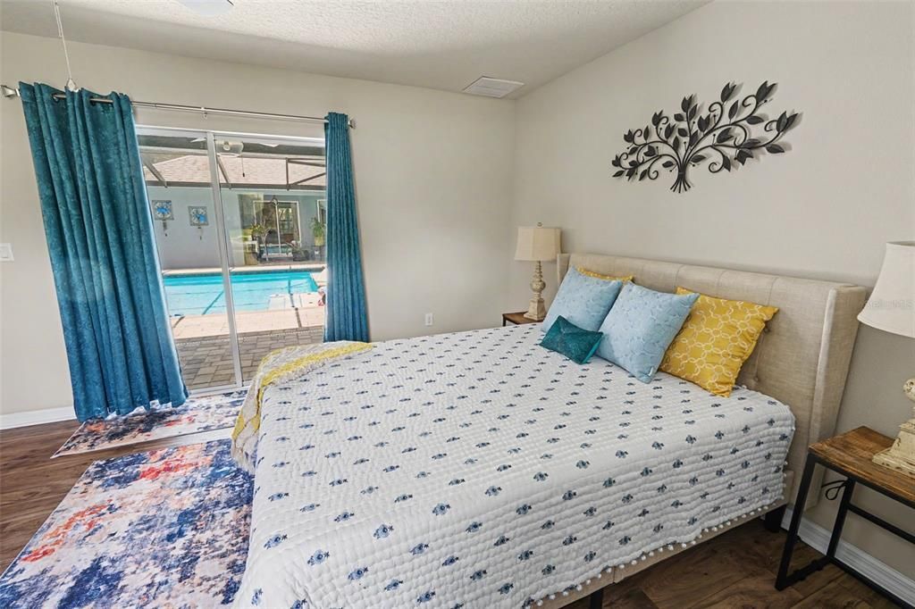 For Sale: $600,000 (3 beds, 3 baths, 2016 Square Feet)