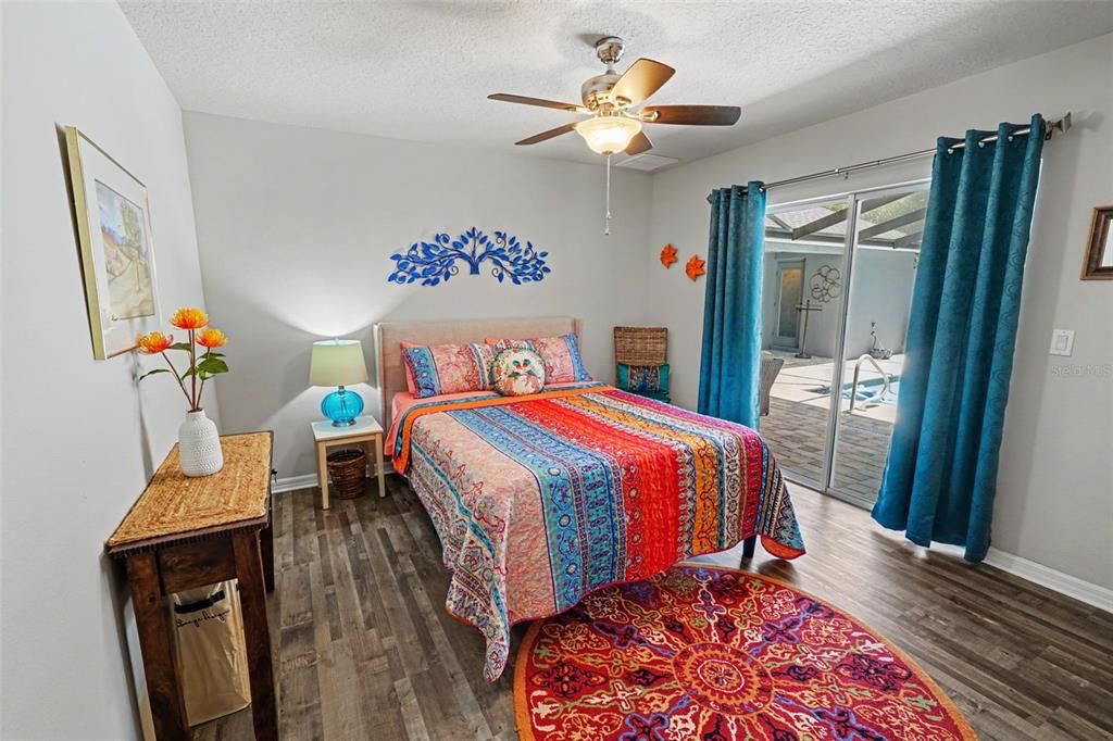 For Sale: $600,000 (3 beds, 3 baths, 2016 Square Feet)