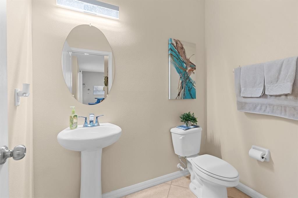 For Sale: $449,900 (6 beds, 3 baths, 2683 Square Feet)