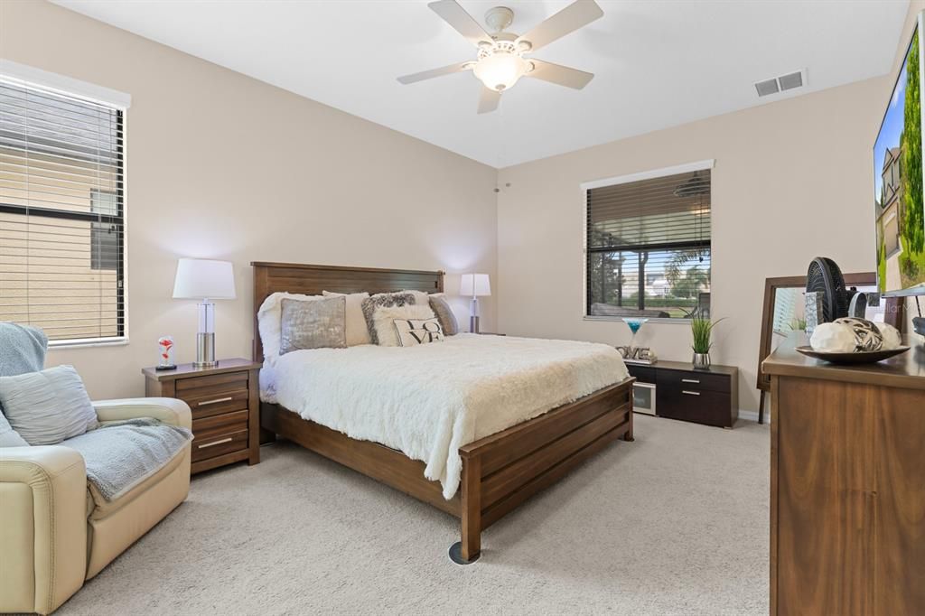 For Sale: $449,900 (6 beds, 3 baths, 2683 Square Feet)