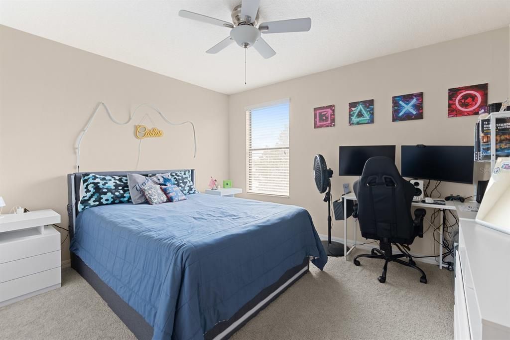 For Sale: $449,900 (6 beds, 3 baths, 2683 Square Feet)