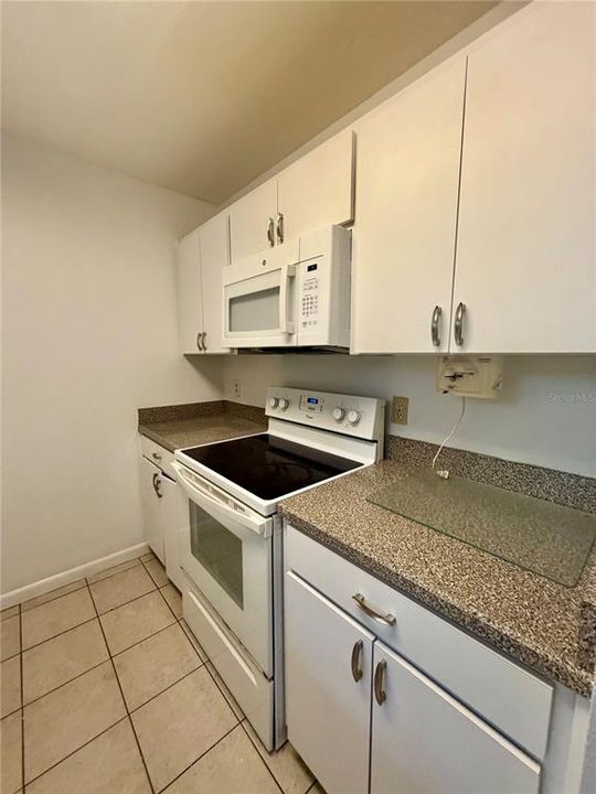 For Rent: $1,600 (2 beds, 2 baths, 1224 Square Feet)