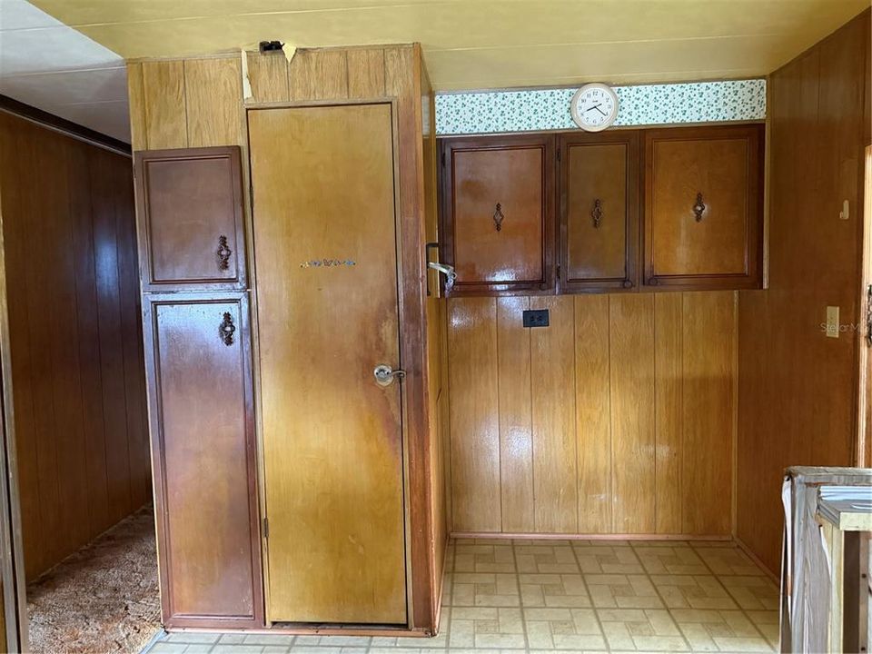 На продажу: $100,000 (2 спален, 2 ванн, 966 Квадратных фут)