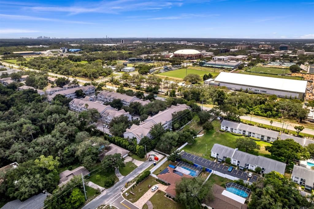 На продажу: $225,000 (2 спален, 2 ванн, 1470 Квадратных фут)