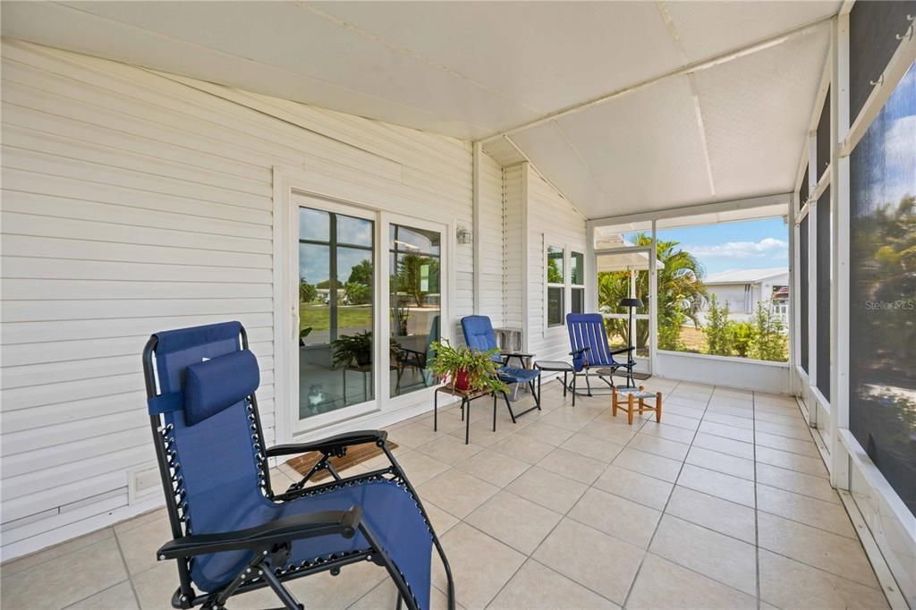 For Sale: $164,900 (2 beds, 2 baths, 1232 Square Feet)
