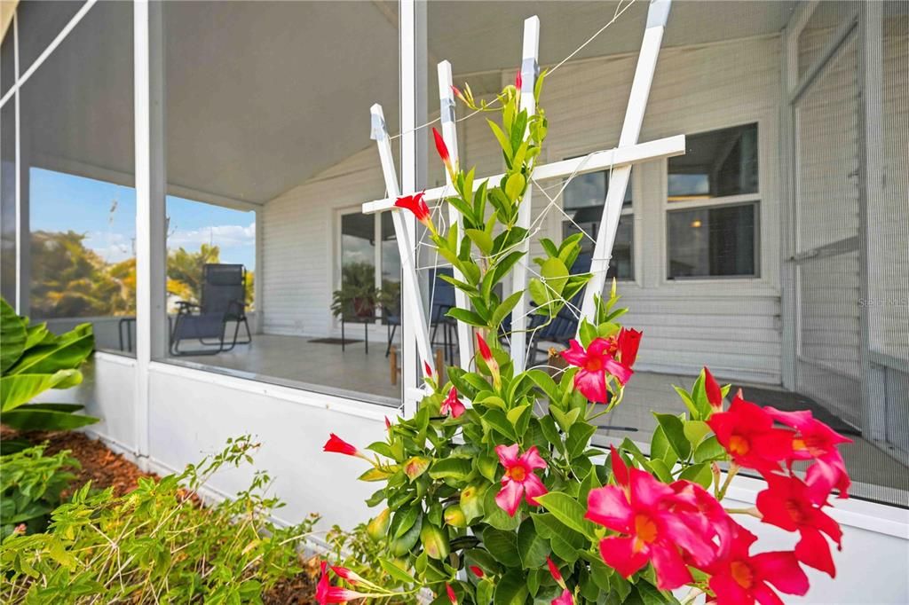 For Sale: $164,900 (2 beds, 2 baths, 1232 Square Feet)