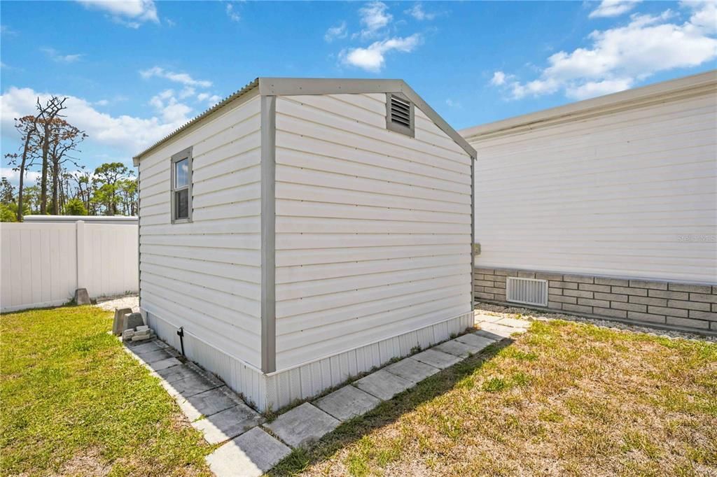 For Sale: $164,900 (2 beds, 2 baths, 1232 Square Feet)